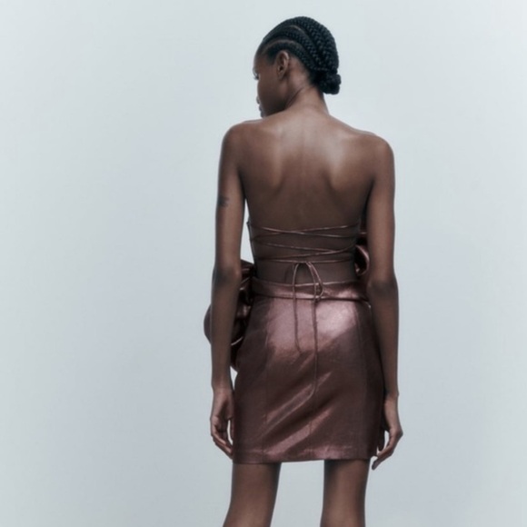 ZARA Voluminous Flower Dress - Picture 3 of 9